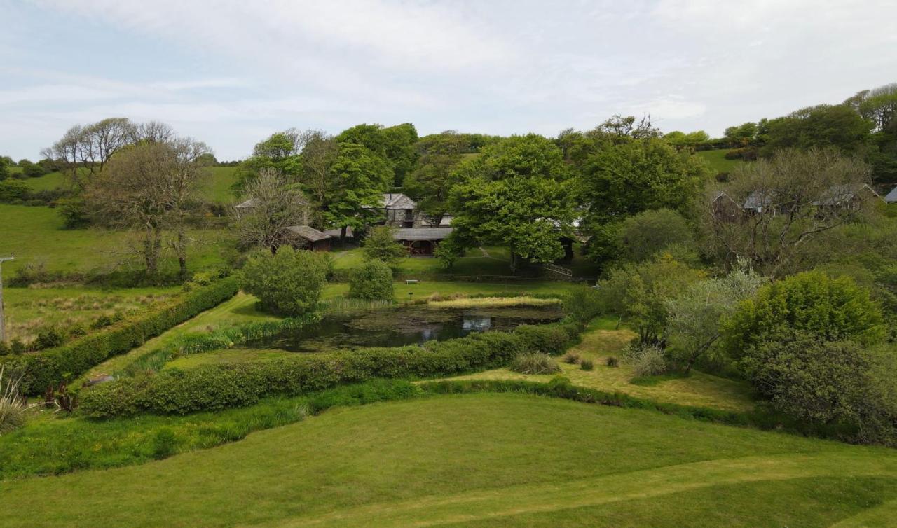 Ta Mill Cottages & Lodges - Meadowview Chalet 1 Launceston Exteriör bild